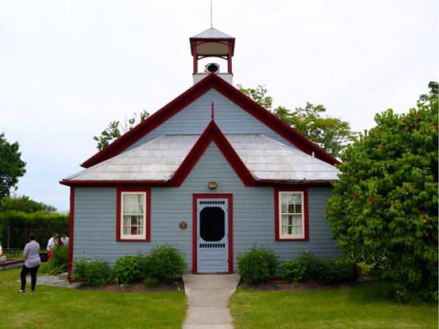 Front view of the Clarke Schoolhouse